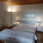 Nocleg ze śniadaniem Manoir Le Cristal En Avril Et Mai , 2 Nuits Reservees , La 3 Eme Offerte Et -30 Pcent Sur Les Entrees Du Futuroscope Beaumont (Vienne)