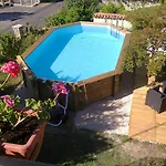 Nocleg ze śniadaniem Manoir Le Cristal En Avril Et Mai , 2 Nuits Reservees , La 3 Eme Offerte Et -30 Pcent Sur Les Entrees Du Futuroscope Beaumont (Vienne)