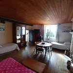 Nocleg ze śniadaniem Manoir Le Cristal En Avril Et Mai , 2 Nuits Reservees , La 3 Eme Offerte Et -30 Pcent Sur Les Entrees Du Futuroscope 4*