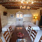 Nocleg ze śniadaniem Manoir Le Cristal En Avril Et Mai , 2 Nuits Reservees , La 3 Eme Offerte Et -30 Pcent Sur Les Entrees Du Futuroscope 4*
