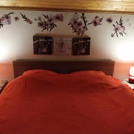 Couette-café Manoir Le Cristal - jusqu'au 3 avril Futuroscope à 28 euros - pers