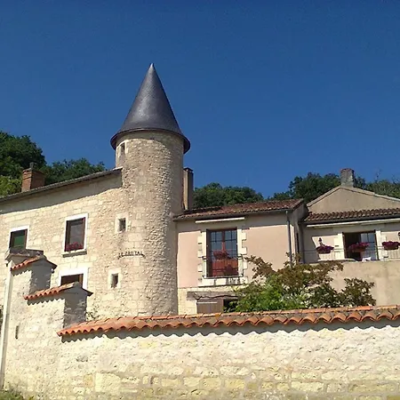 Manoir Le Cristal Futuroscope , Grosses Reductions Sur Les Nuitees Et Le Parc ! Bed & Breakfast Beaumont (Vienne)