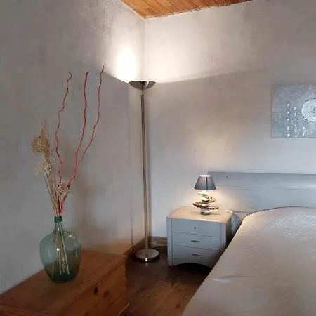 Manoir Le Cristal , Piscine Et Chambres Temperees Panzió