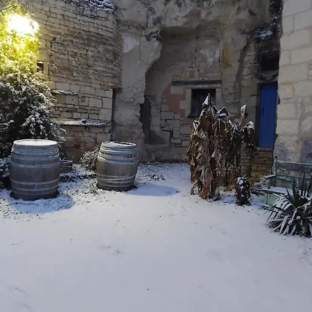 Bed & Breakfast Manoir Le Cristal Futuroscope En Avril Et Mai , 2 Nuitees Achtees , La 3 Eme Offerte Beaumont (Vienne)