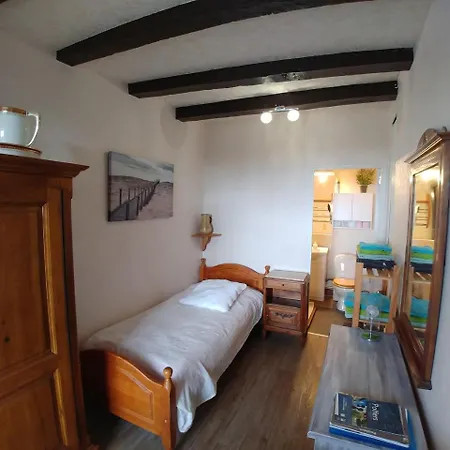 Panzió Manoir Le Cristal , Piscine Et Chambres Temperees 4*