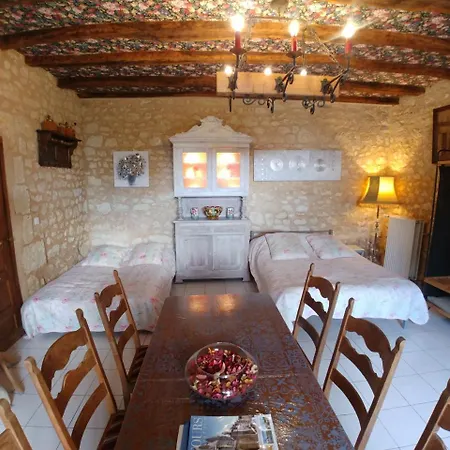 Panzió Manoir Le Cristal - Jusqu'Au 3 Avril Futuroscope A 28 Euros - Pers 4*