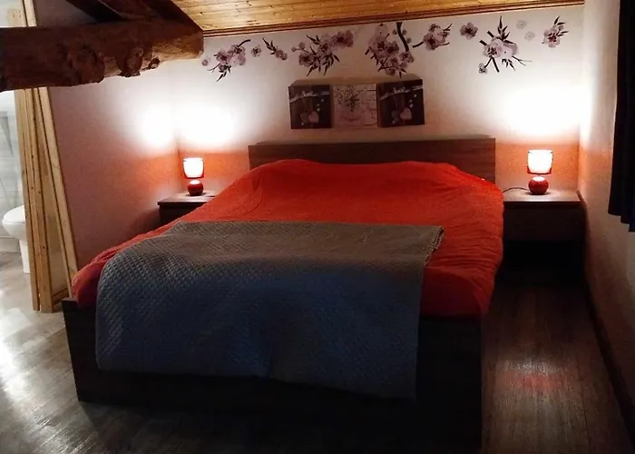 Manoir Le Cristal Chambres D Hotes Au Pays Du Futuroscope 4* Beaumont (Vienne)