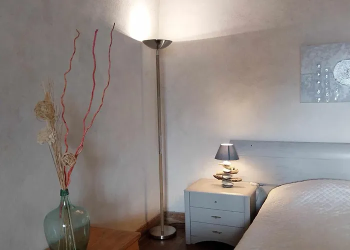 Manoir Le Cristal Chambres D Hotes Au Pays Du Futuroscope Bed & Breakfast