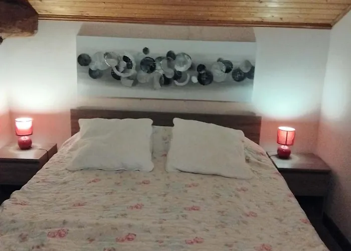 Manoir Le Cristal Chambres D Hotes Au Pays Du Futuroscope Bed & Breakfast 4*