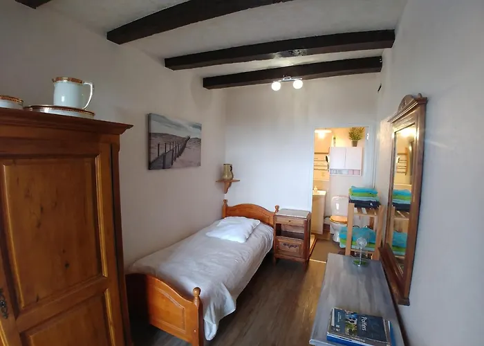 Bed & Breakfast Manoir Le Cristal Futuroscope En Avril Et Mai , 2 Nuitees Achtees , La 3 Eme Offerte 4*