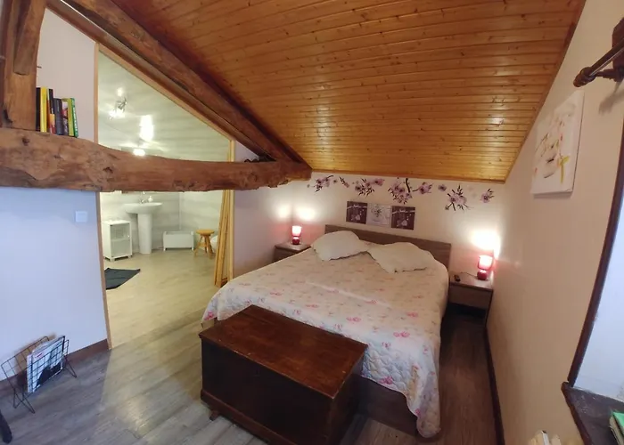 Manoir Le Cristal Chambres D Hotes Au Pays Du Futuroscope Beaumont (Vienne)