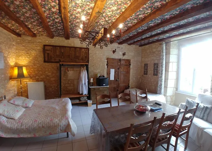 Manoir Le Cristal Chambres D Hotes Au Pays Du Futuroscope 4* Beaumont (Vienne)