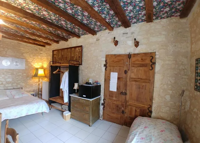 Bed & Breakfast Manoir Le Cristal Chambres D Hotes Au Pays Du Futuroscope 4*